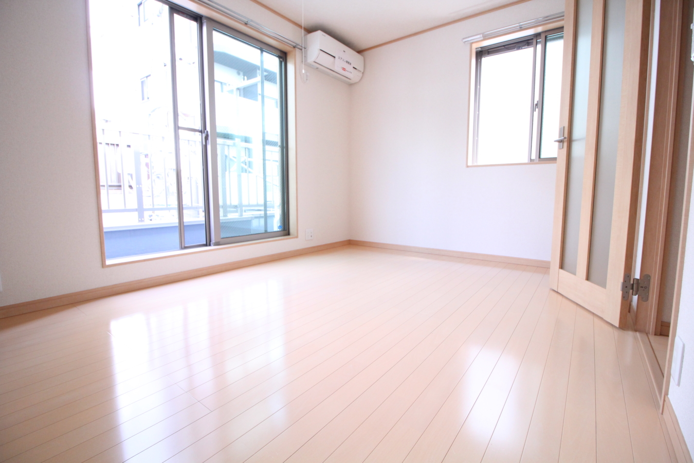 日当たり良好！二面採光のお部屋(ソネット武蔵新城)