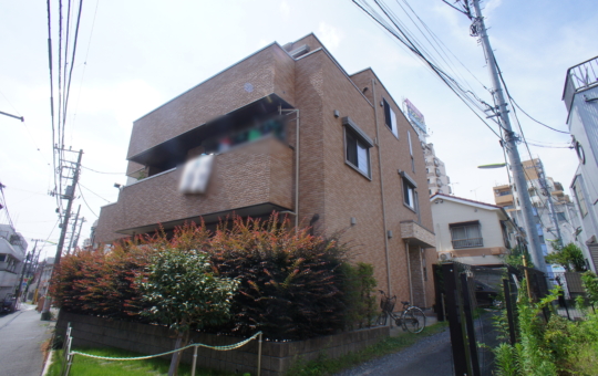 8帖の洋室とwicの広々間取り(Ｇｒａｎｄ Ｃｅｄｒｅ)