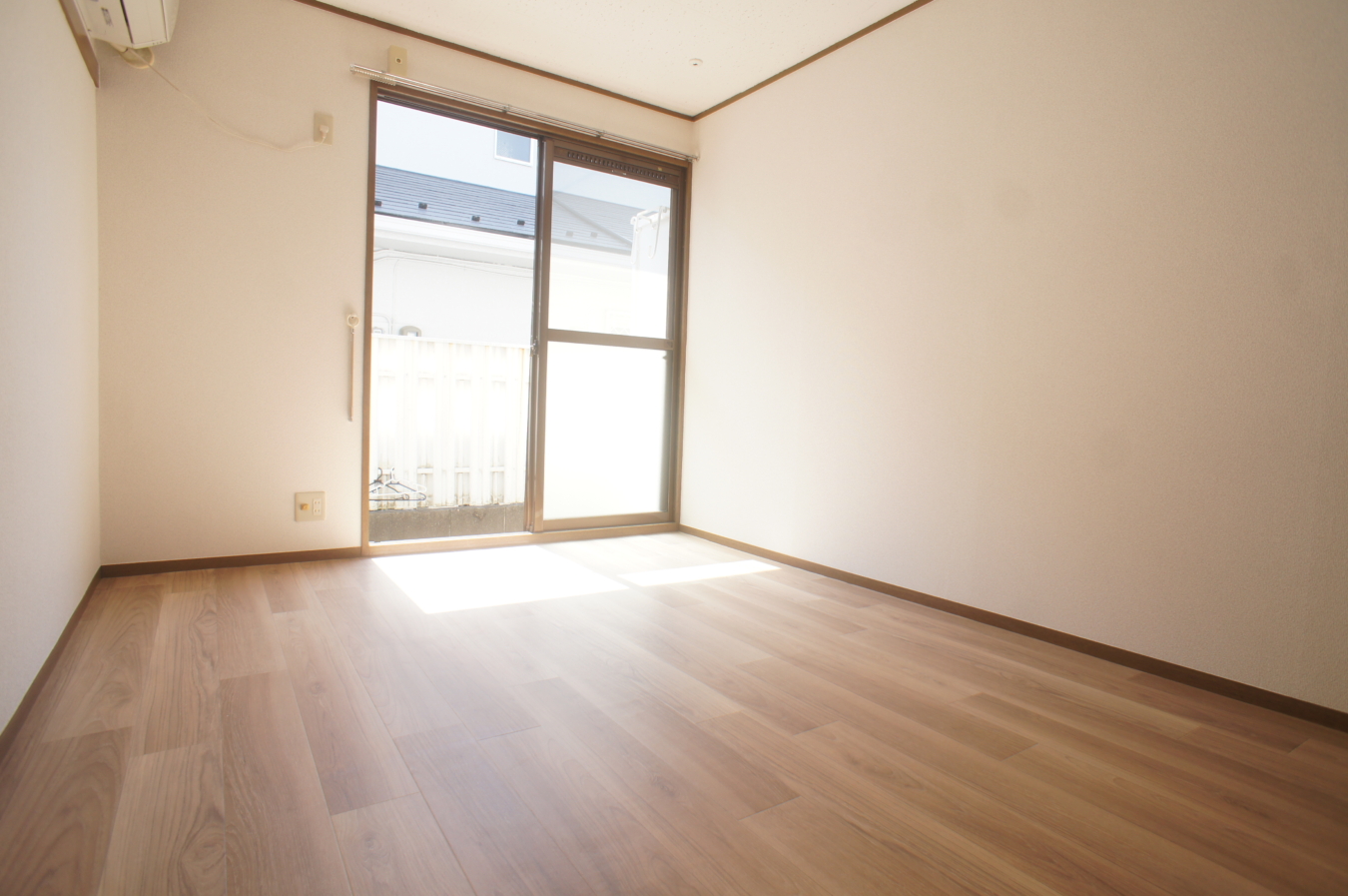 【明大生おすすめ】南向きの明るいお部屋です（カーサ・ベラＡ棟）