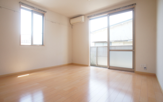 2階角部屋で広めの8.1帖(ユニテ世田谷赤堤Ｂ棟)