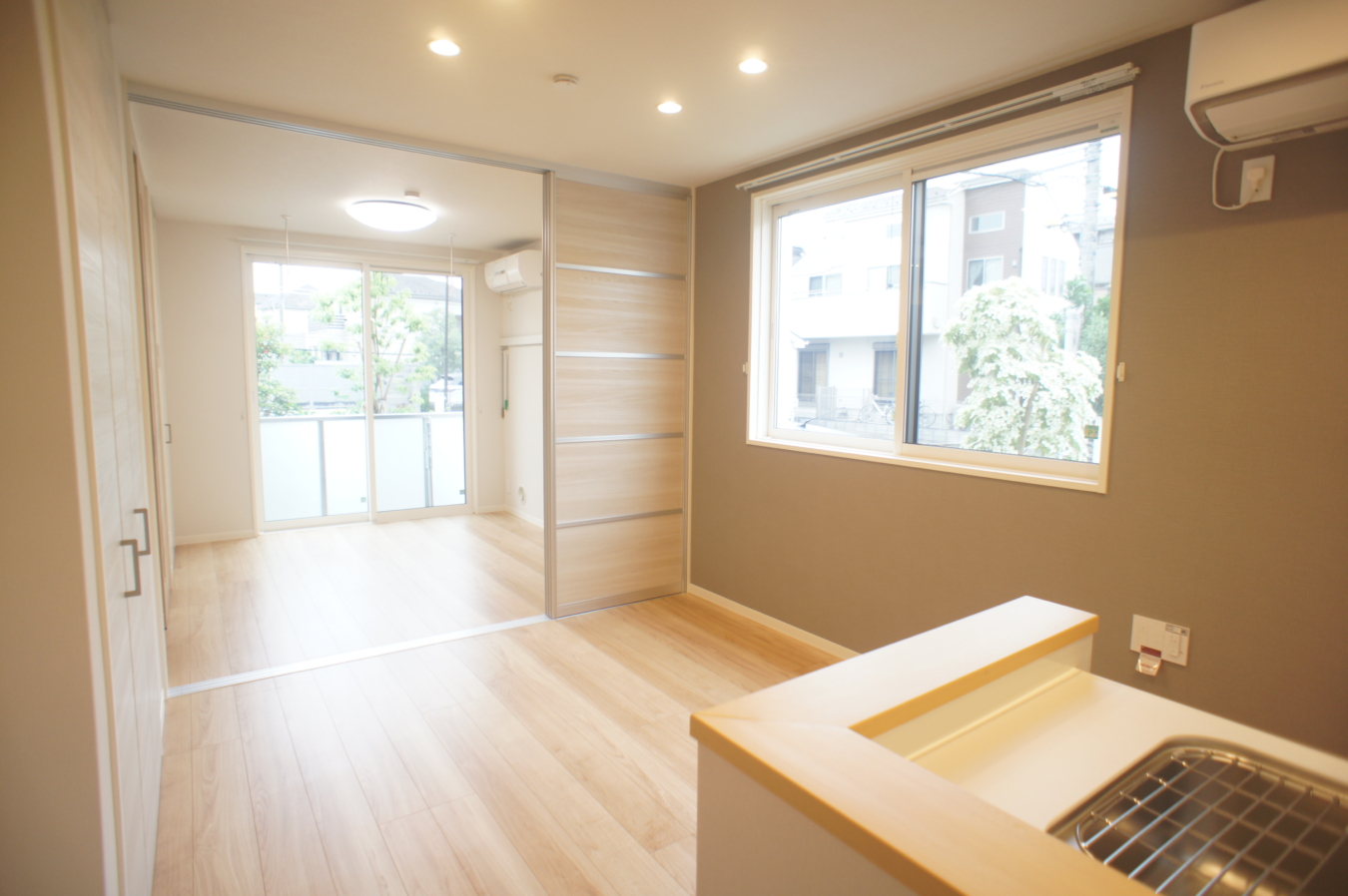 高遮音床システム「ＳＨＡＩＤＤ５５」採用のお部屋です。（Ｆ．Ｅ．Ｓ．ＭＡＩＳＯＮ）