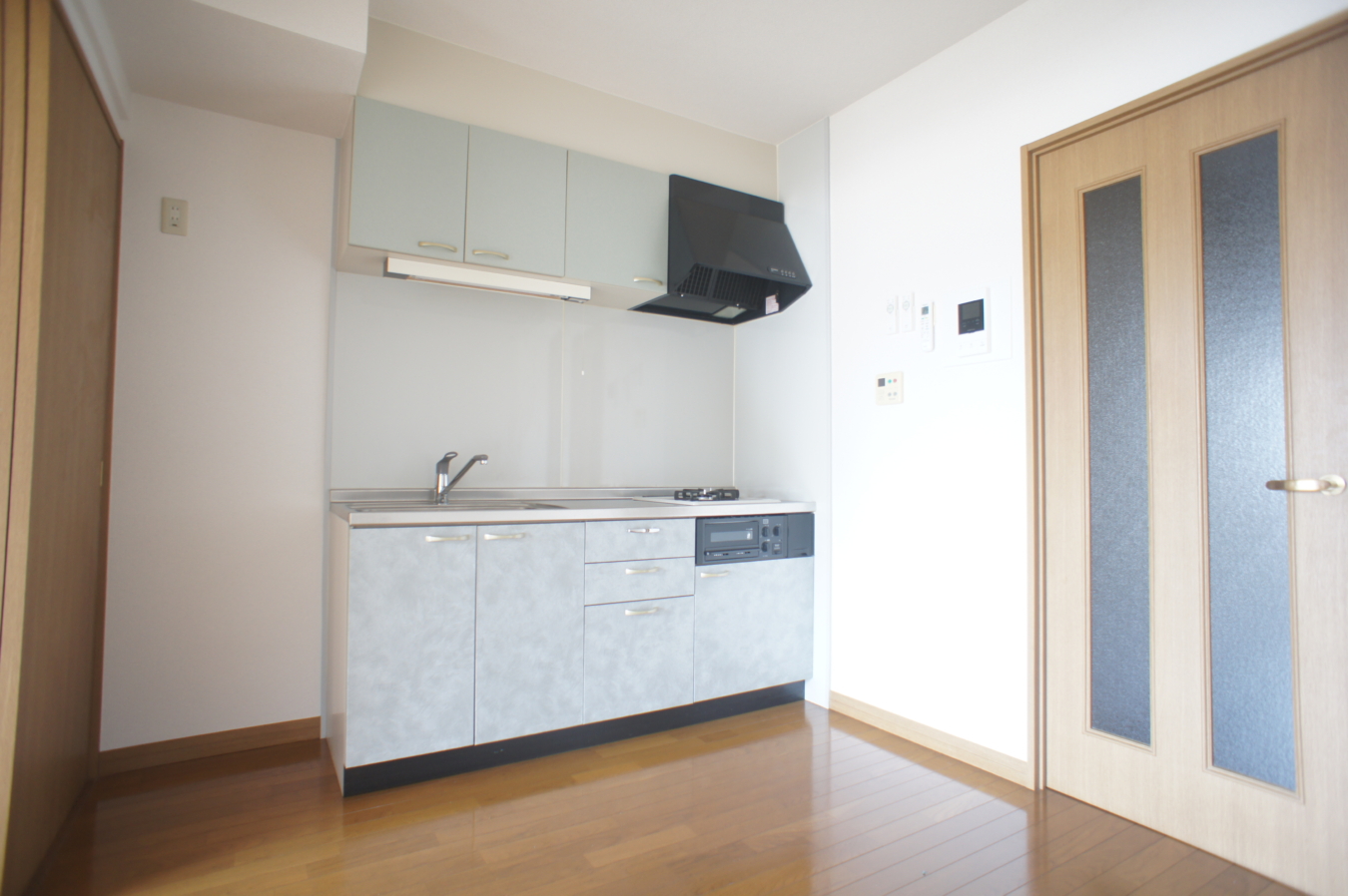 駅近・マンションタイプのお部屋☆（ジュネスコート）