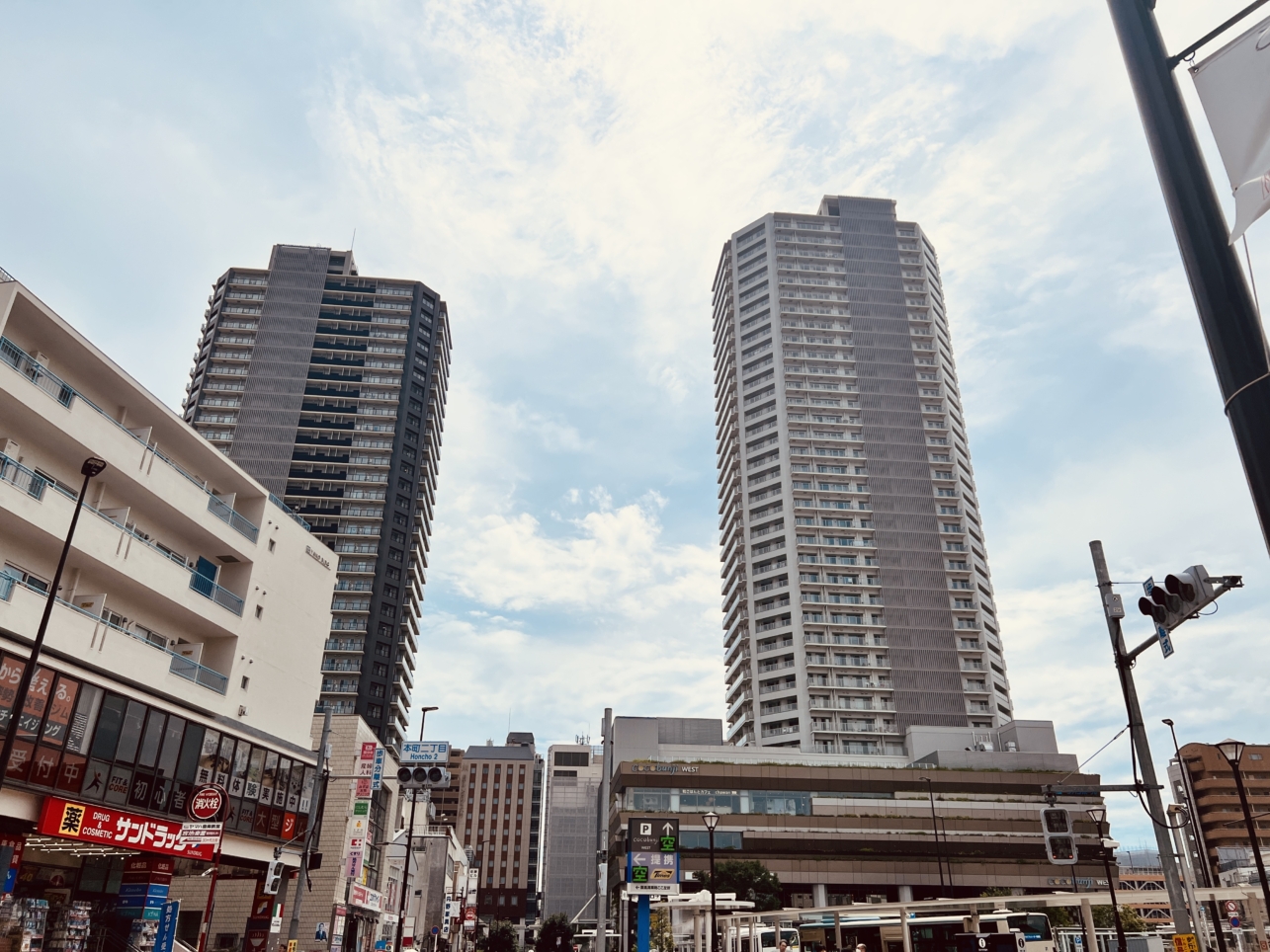 国分寺駅のシンボルとなったツインタワーマンション