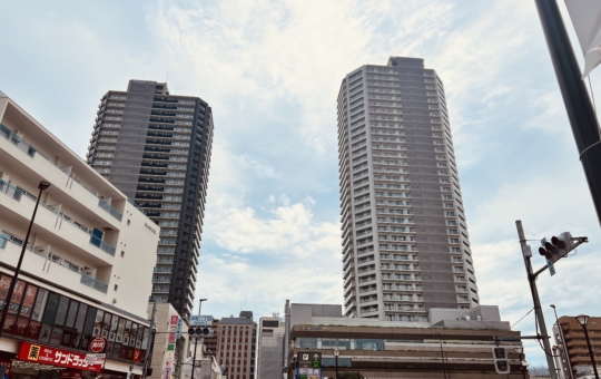 国分寺駅のシンボルとなったツインタワーマンション