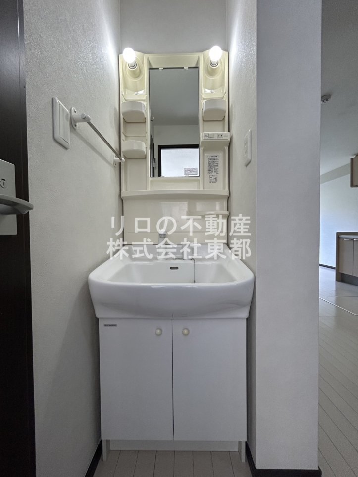 おしゃれな和洋室物件！(ロジュマンF・K)