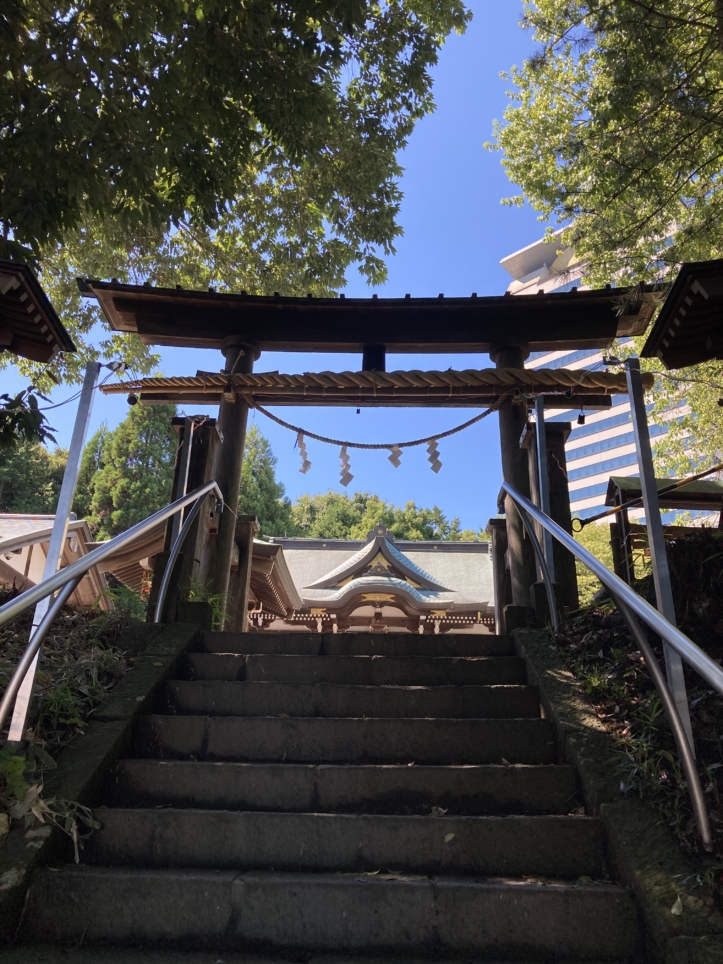 【多摩センター】多摩センターの氏神様