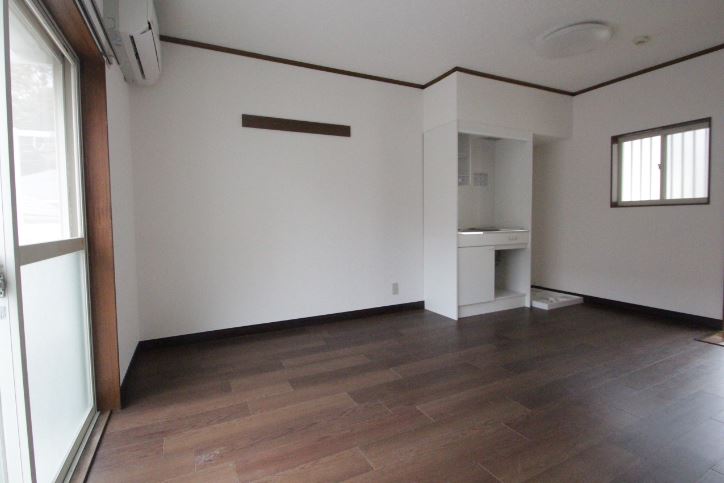 【🏠物件紹介🏠】大倉山駅徒歩10分♪フローラルコーポ