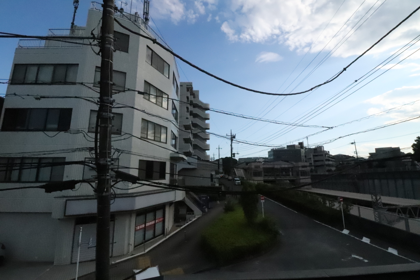ホームが見えるくらい駅近です（コンフォートヒル）