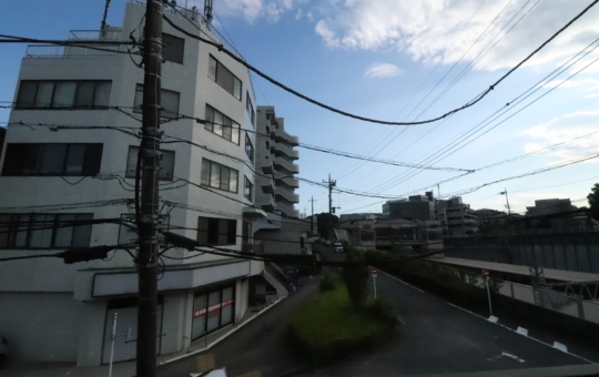 ホームが見えるくらい駅近です（コンフォートヒル）
