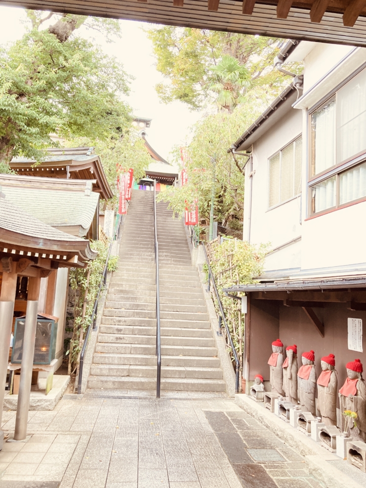 京急弘明寺駅の「弘明寺」（京急線沿線）