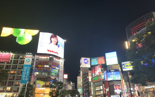 渋谷といえばココ！～夜のスクランブル交差点～