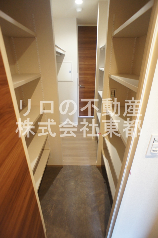 靴の大量収納可能物件！？（まもりや成城）