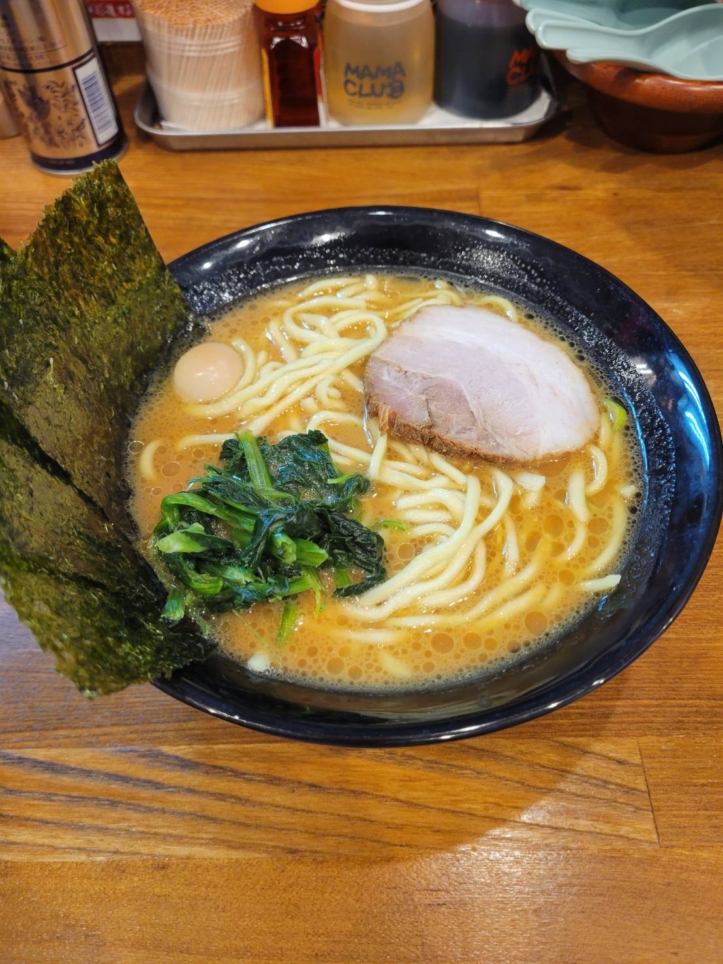 生田駅前にオープンしたラーメン屋さん／横濱家系ラーメン 明豊家 生田店