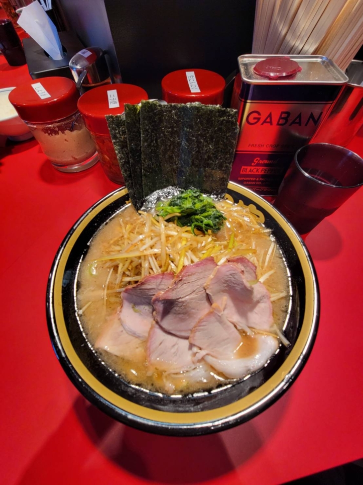 学生さんや社会人の方にオススメの家系ラーメン／登戸家
