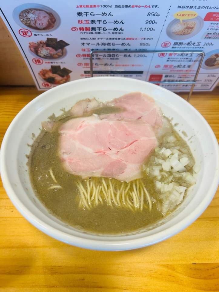 濃厚にぼしラーメン（上大岡　紫乱）