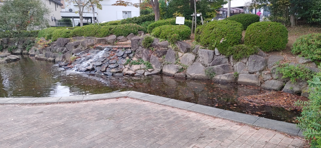 現在進行形野外展in多摩市