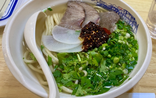 本格的パクチー好き必見♪　《蘭州牛肉麺　 薩斐（サフェイ）  池袋本店》　☆池袋駅西口エリア☆　