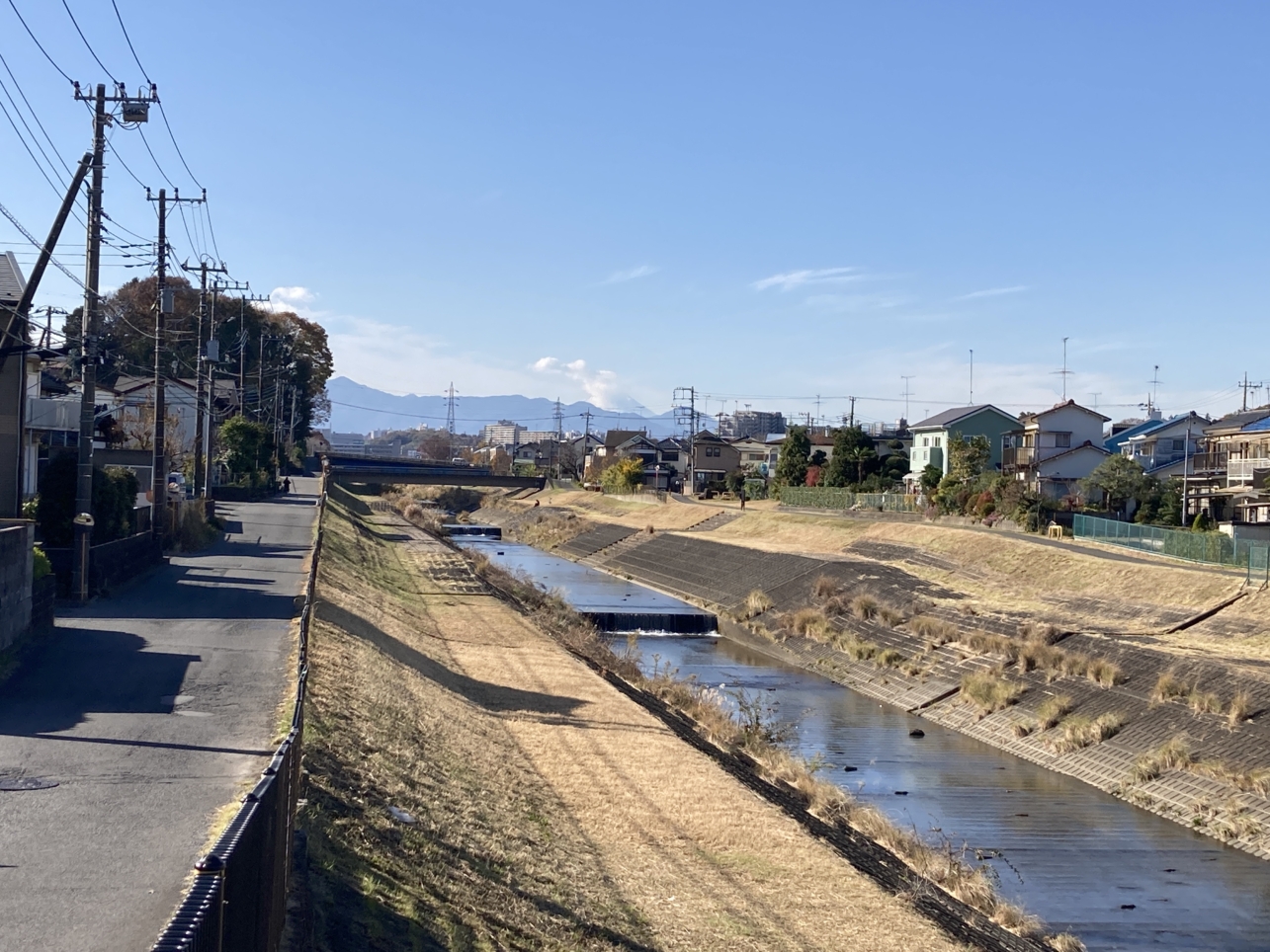 【大塚帝京】富士山が見える遊歩道です♪