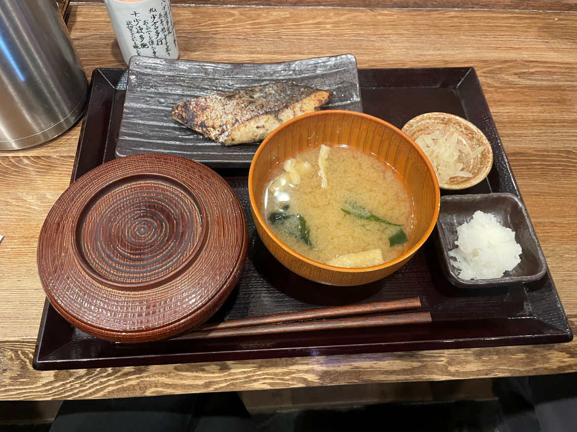 【綱島周辺紹介】焼き魚ならここ✨しんぱち食堂
