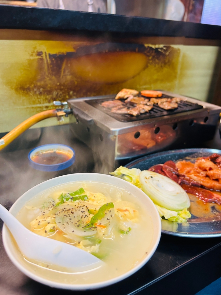 大船駅すぐの有名店（大衆焼肉　ジンギスカン）
