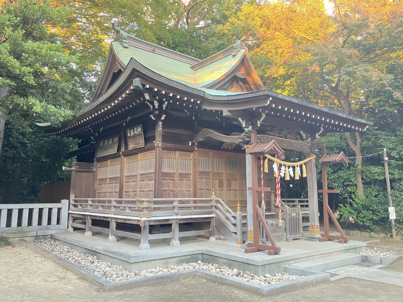 平安時代に創建された【春日神社】