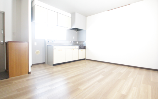 【🏠物件紹介🏠】LDK10帖以上の2LDK✨平和日吉ハイツ