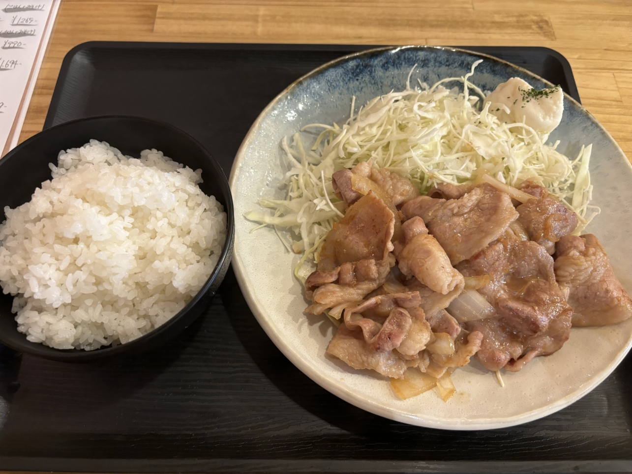 向ヶ丘遊園駅北口にあるカレーとしょうが焼きのお店／King＆Jessie　【ご飯＆BAR】