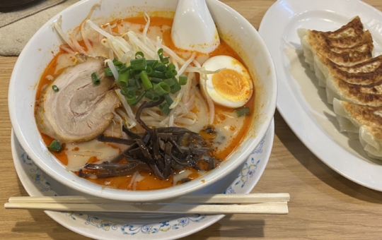 ☆中野グルメ☆４０年の味を保ってますラーメン花の華