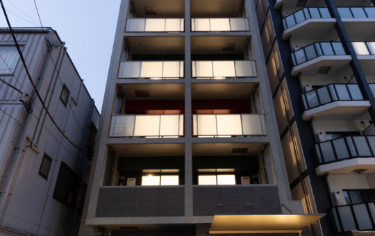 2023年築浅！広々バルコニーが魅力的なお部屋！【ベータ川崎】