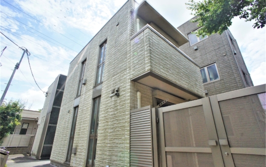 重量鉄骨造のマンション【グランツドエル下北沢】
