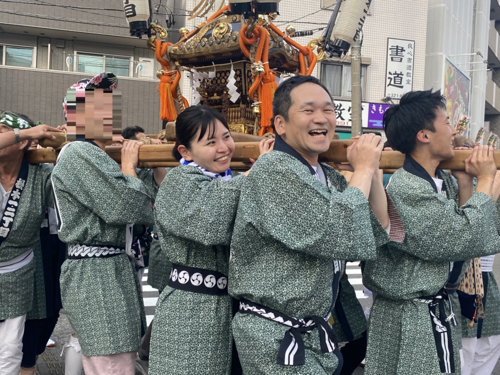 反町店　洲崎大神神輿に参加
