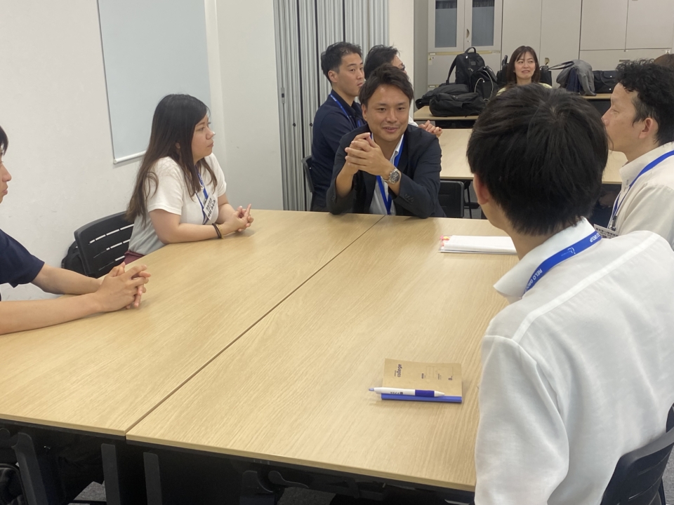 中途入社の新メンバー向けの座談会を開催