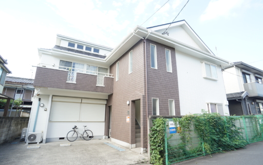 3駅利用可の好立地！最短駅徒歩２分！（LIBERY HOUSE）