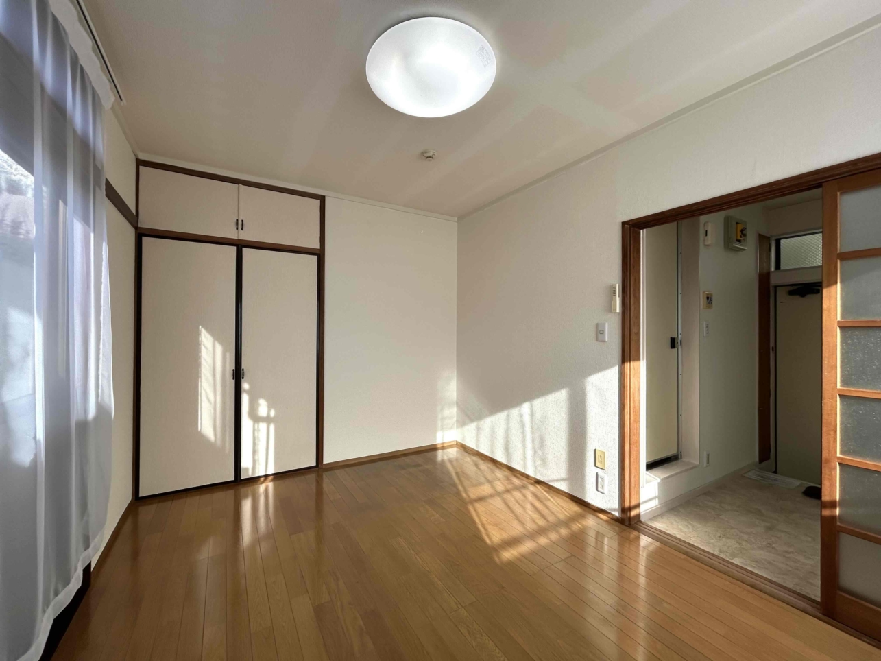 ２面採光の角部屋！武蔵小金井のお部屋です♪