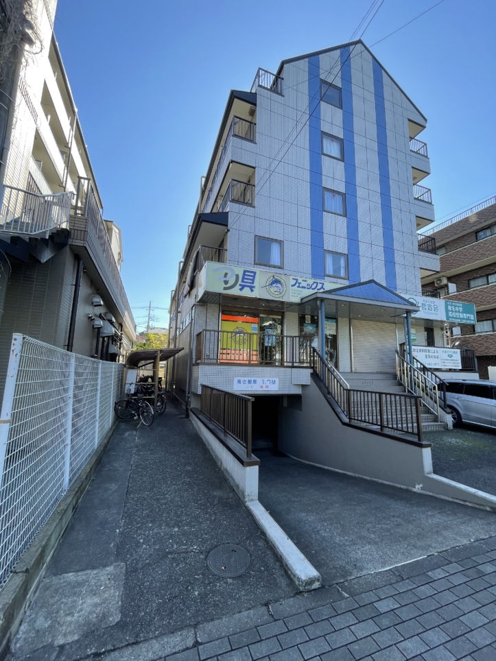 皆様、釣りを楽しみましょうか☆フェニックスつり具店☆