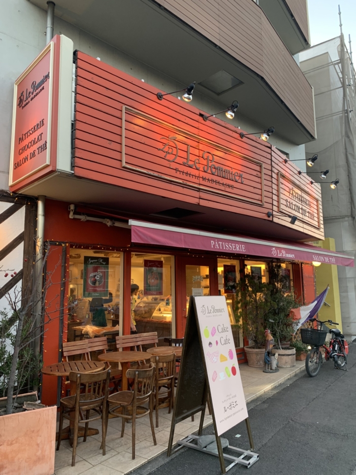 フランス・ノルマンディ出身のパティシエのお店