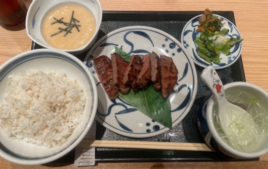 牛タンととろろを食べるなら「ねぎし」！！
