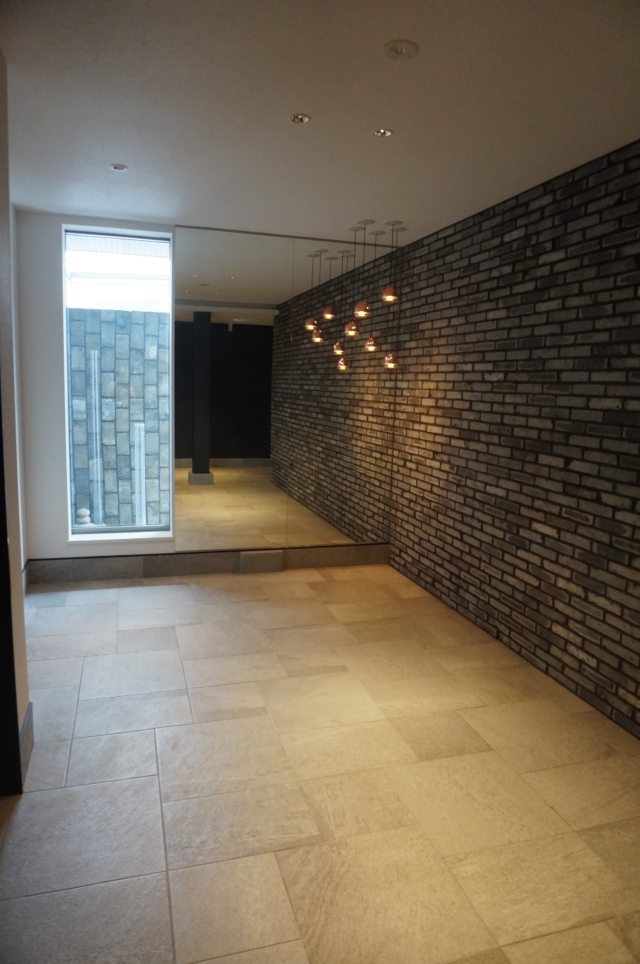 まるで分譲マンションのような高級感【ＢＬＵ　ＰＡＬＡＺＺＯ】