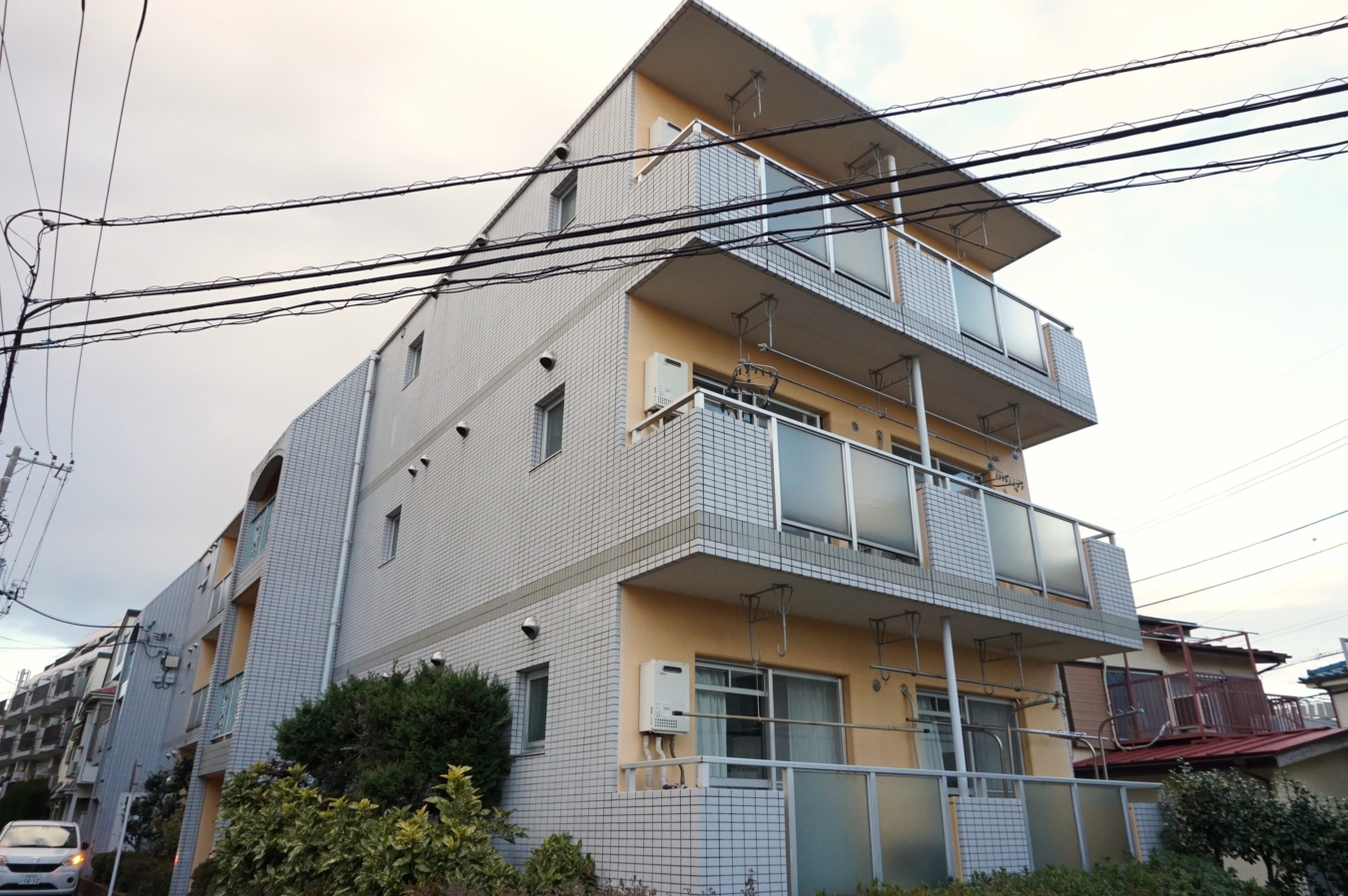 恋ヶ窪駅徒歩７分！２方向にバルコニーのある２DKのお部屋です♪