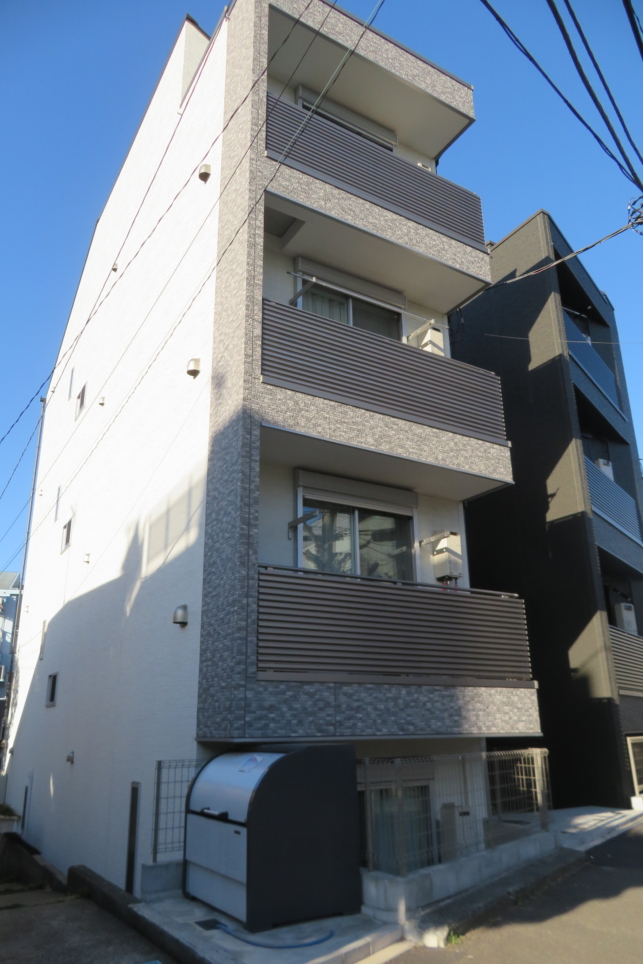 駅近で設備も充実している築浅マンション♪