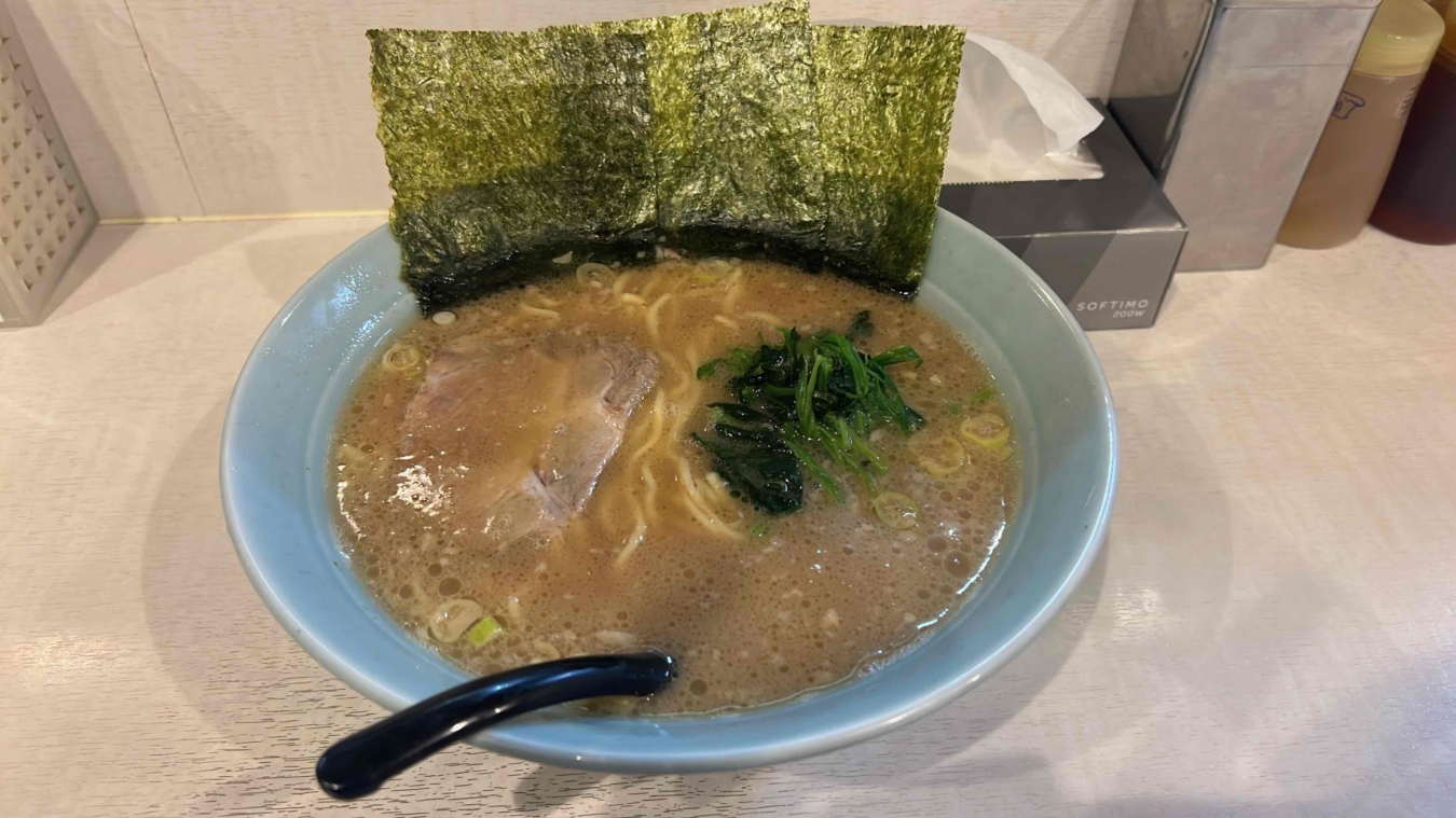 ☆飲み後の締めにとんこつ「府中家」☆