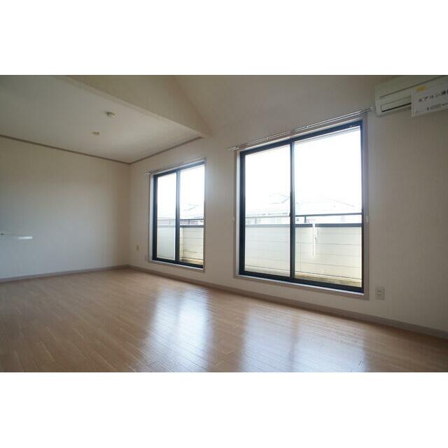 広々16帖のロフトがあるお部屋☆（サンパセオ203号室）