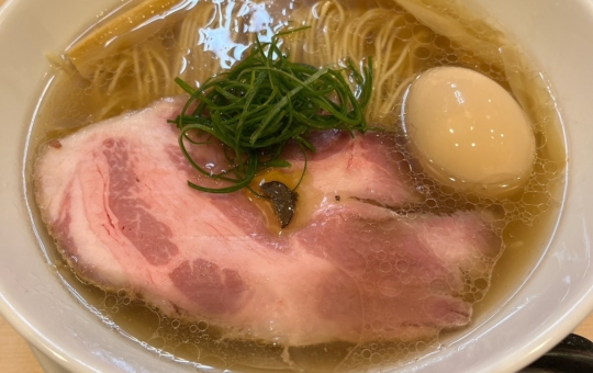 自由ヶ丘はラーメン激戦区【麺うらた】