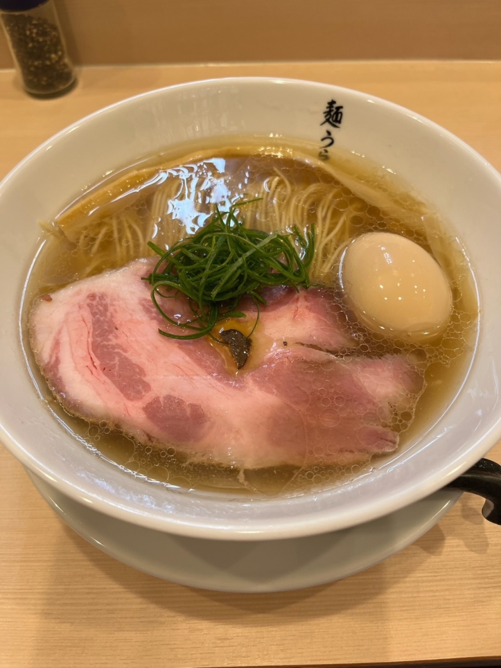 自由ヶ丘はラーメン激戦区【麺うらた】