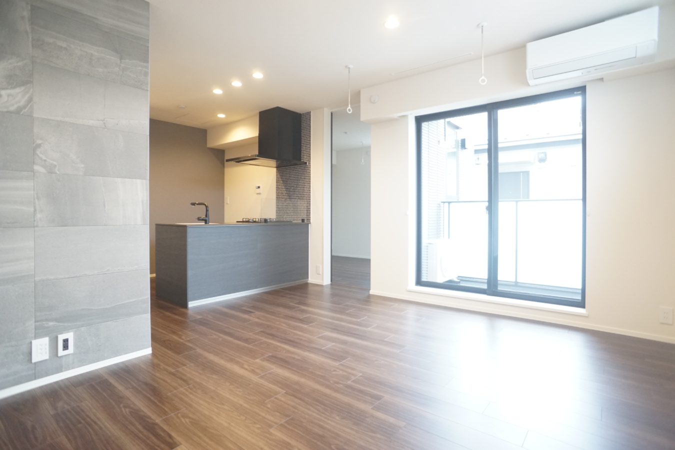 新築ハウスメーカー施工ファミリー物件【Logement Est】