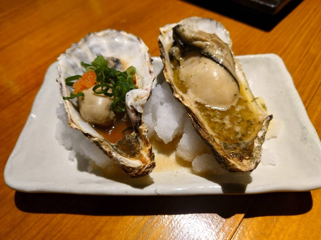 日本各地の牡蠣と炉端焼が自慢のお店【牡蠣ツ端】