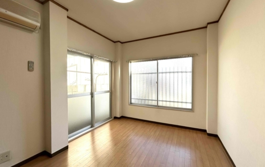 ２面採光の明るいお部屋