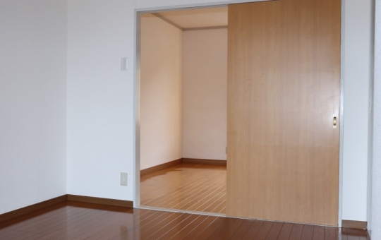 なかなか空かない長く住むには最高☆ファミリー物件【AZAMI】