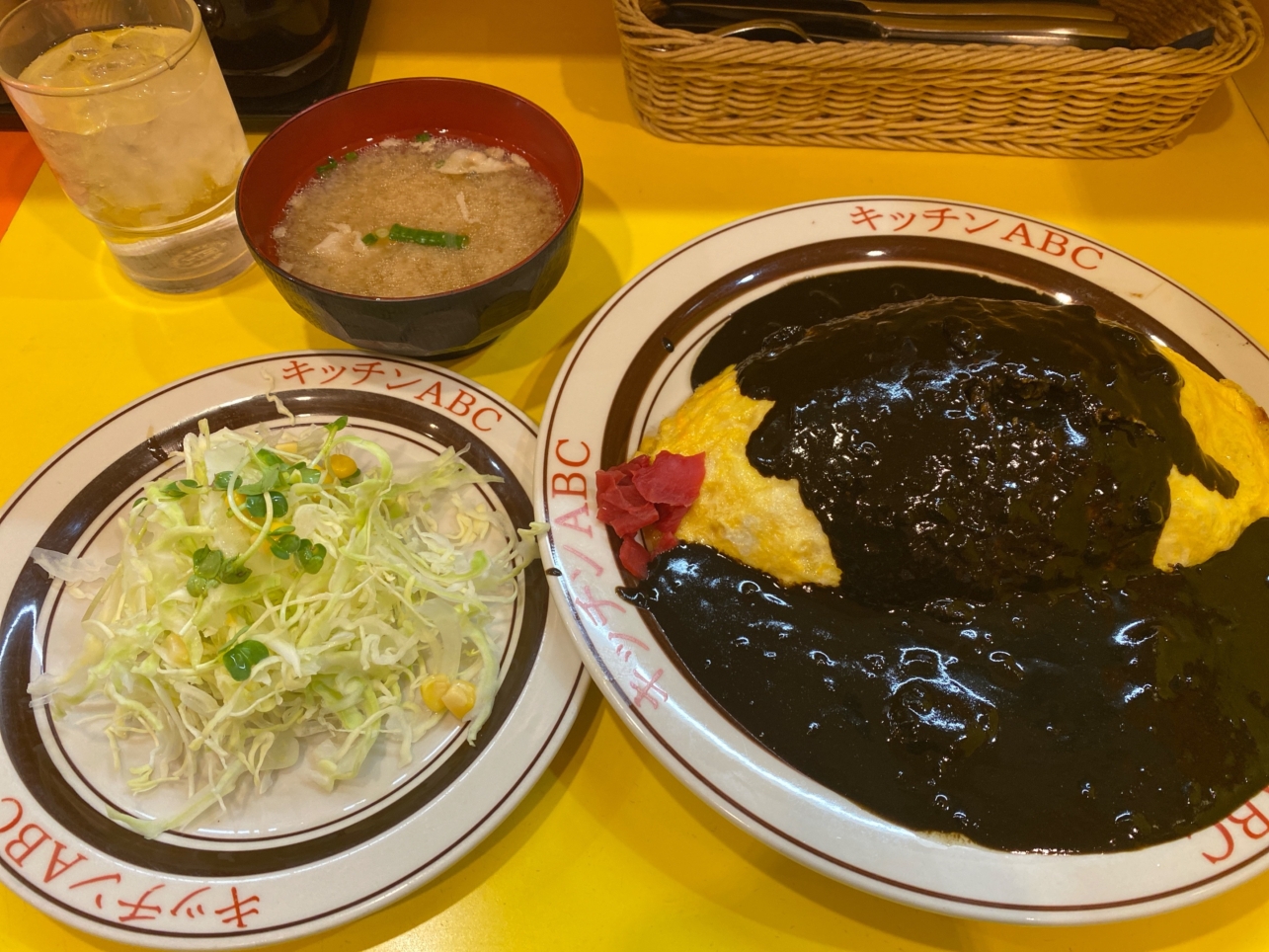メニュー豊富な洋食屋さん！　キッチンABC池袋東口店　☆池袋東口エリア☆