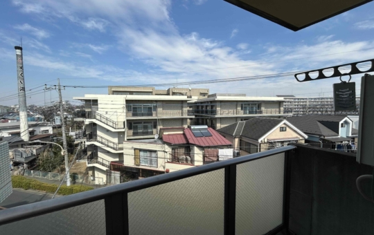 バルコニーからの眺めるRCマンション！武蔵小金井のお部屋（メゾン片山）